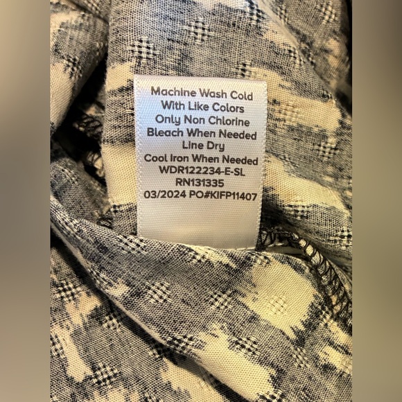 Evereve Stella puff sleeve mini dress Pockets Black-ivory SZ. Small - Picture 5 of 14